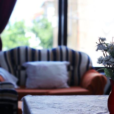 Sunset Hostel Shkoder Bagian luar foto
