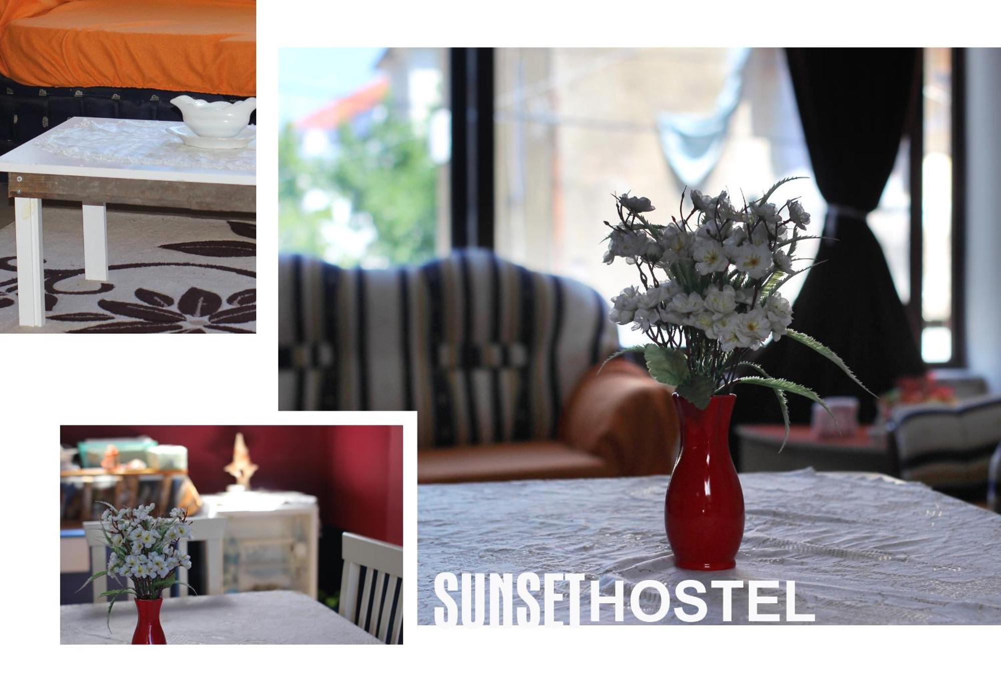 Sunset Hostel Shkoder Bagian luar foto